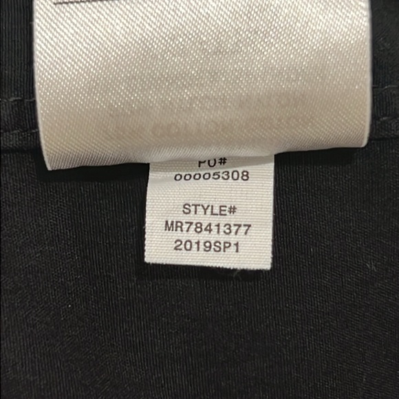 Vince Long-Sleeve Slim Button-Front Shirt - Picture 12 of 15